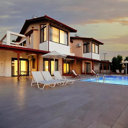 Maisonette Allegro אורמוס פנגיאס