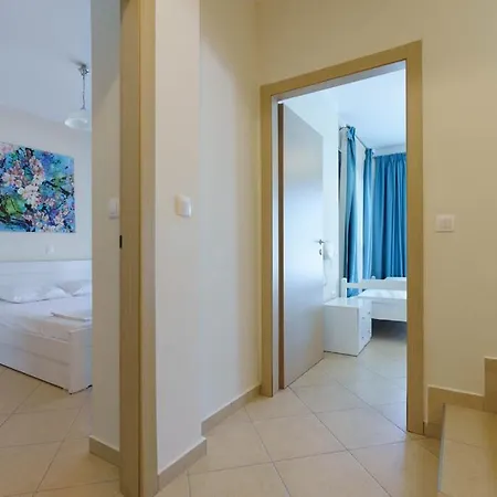 Apartment Maisonette Allegro *
