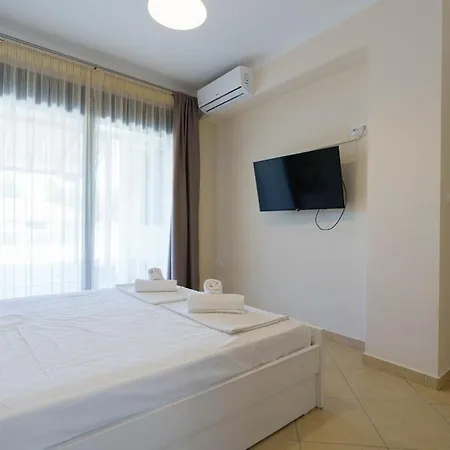 Maisonette Allegro * Ormos Panagias