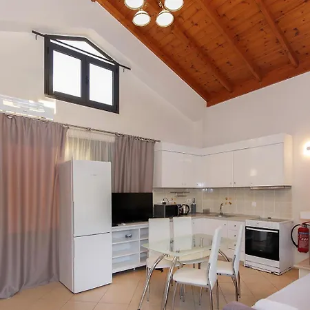 Maisonette Allegro *